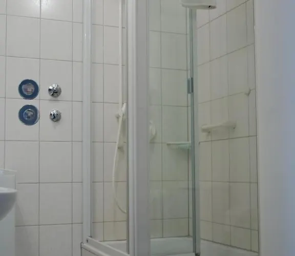 Maria-viktoria Daire Baden-Baden